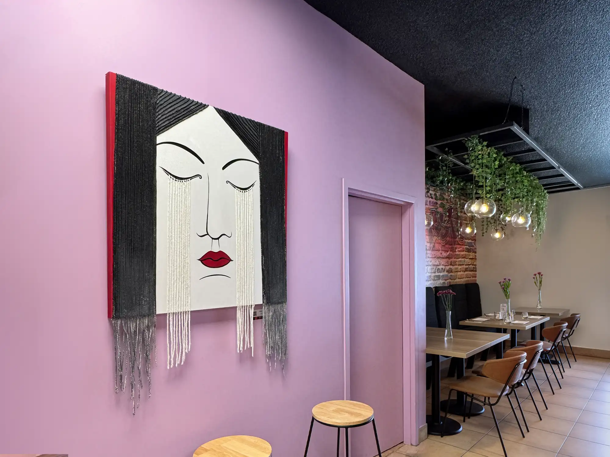 Original artwork by Nargiza Usmanova at Ketodelia, slide 2
