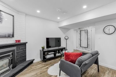 Urban Red Contrast Suite